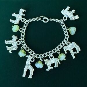 Vintage Safari Animal Charm Bracelet Giraffe Zebra Leopard Lion Silvertone Green